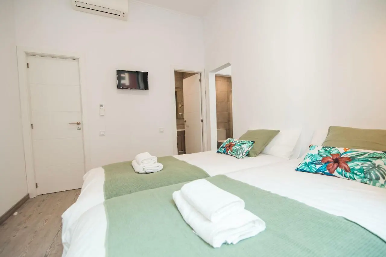 Ostello Walk'In Sodré Guest House Lisbona